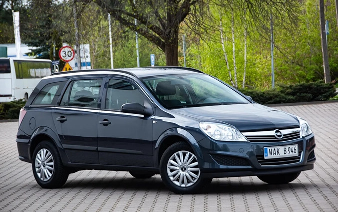 Opel Astra cena 16900 przebieg: 205000, rok produkcji 2009 z Sulejów małe 596